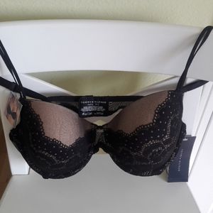 NWT Tommy Hilfiger Women's Bra